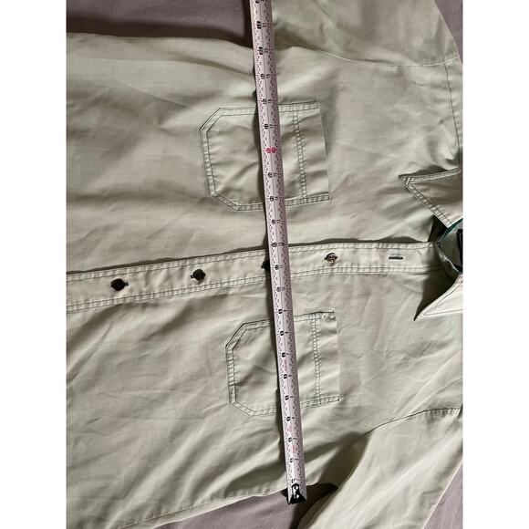 ASHLEY short sleeve button down light green - Picture 5 of 7